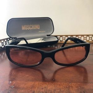 Moschino sunglasses with case